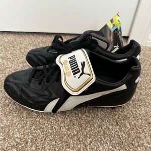 NWT PUMA king unisex Football Soccer Leather Cleats
